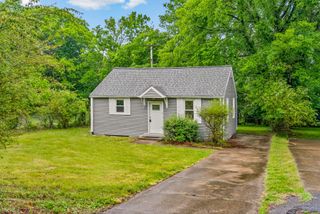 1247 Daniel St, Clarksville, TN 37040