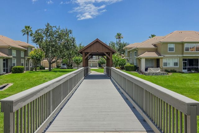 3298 COVERED BRIDGE DRIVE W, Dunedin, FL 34698