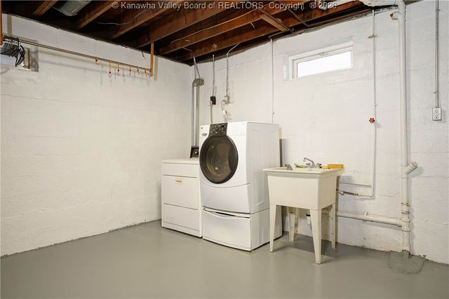 5148 Big Tyler Road, Charleston, WV 25313