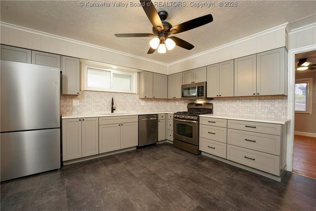 5148 Big Tyler Road, Charleston, WV 25313