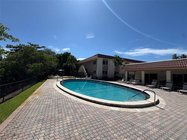 1950 N Andrews Avenue 210D, Fort Lauderdale, FL 33311