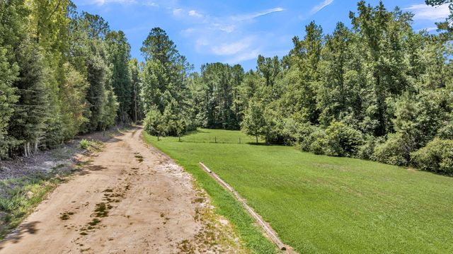 129 Melrose Place, Moncks Corner, SC 29461