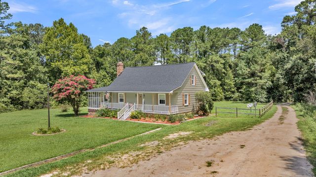 129 Melrose Place, Moncks Corner, SC 29461