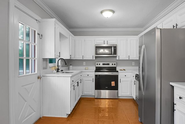129 Melrose Place, Moncks Corner, SC 29461