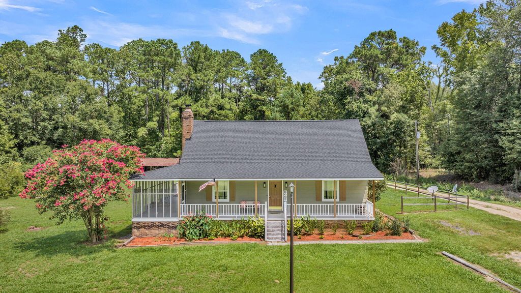 129 Melrose Place, Moncks Corner, SC 29461