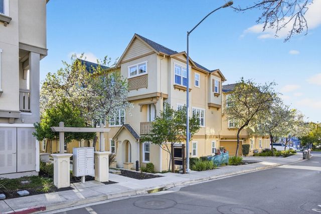 3662 Branding Iron Pl, Dublin, CA 94568