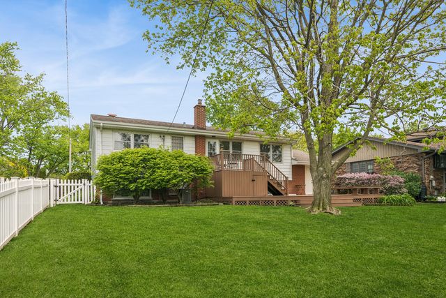 1259 Heather Road, Homewood, IL 60430