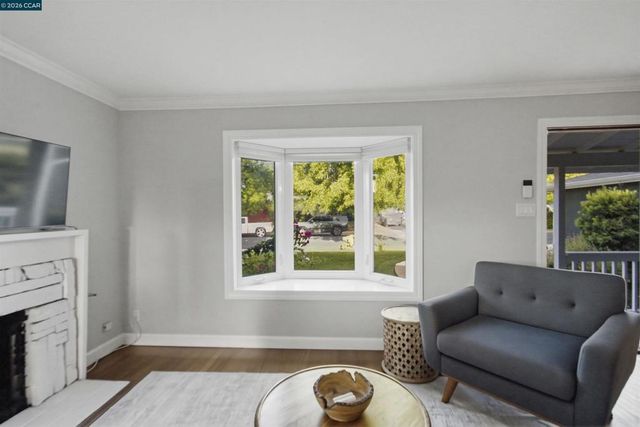 1412 Delaware Dr, Concord, CA 94521
