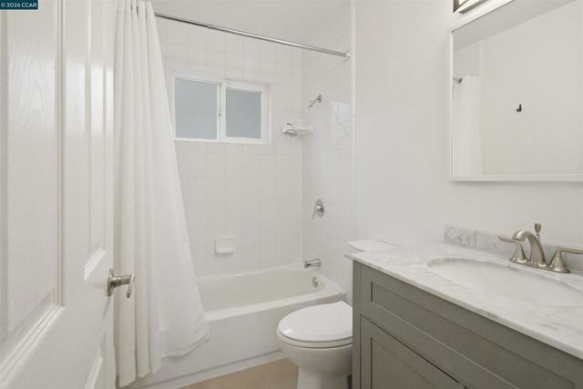 1412 Delaware Dr, Concord, CA 94521