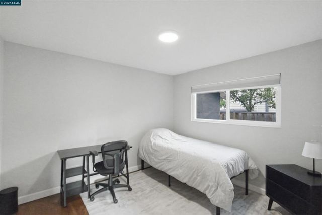 1412 Delaware Dr, Concord, CA 94521