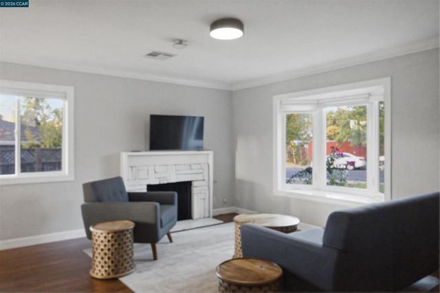 1412 Delaware Dr, Concord, CA 94521