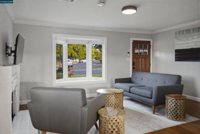 1412 Delaware Dr, Concord, CA 94521