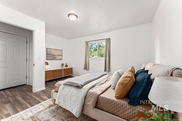 219 14th Ave N, Nampa, ID 83687