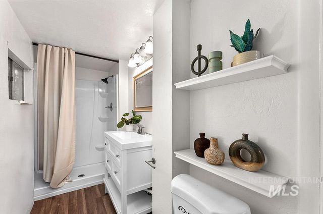 219 14th Ave N, Nampa, ID 83687