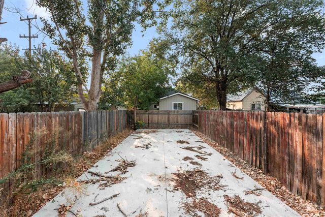 219 14th Ave N, Nampa, ID 83687