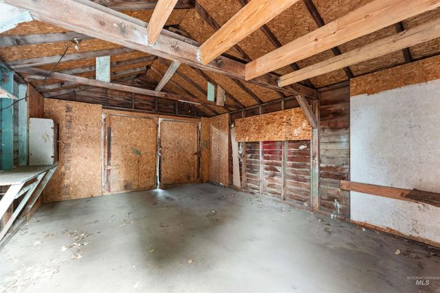 219 14th Ave N, Nampa, ID 83687