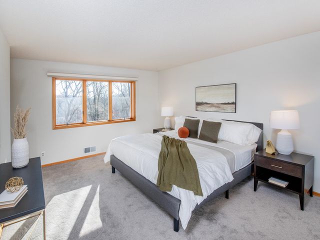 8920 80th Street N, Stillwater, MN 55082