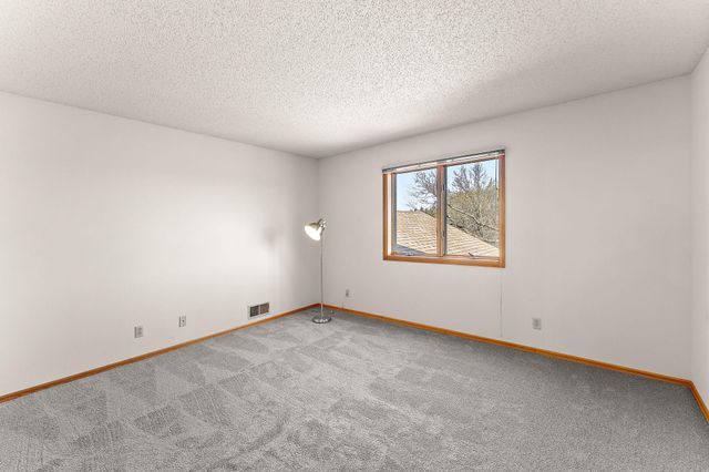 8920 80th Street N, Stillwater, MN 55082