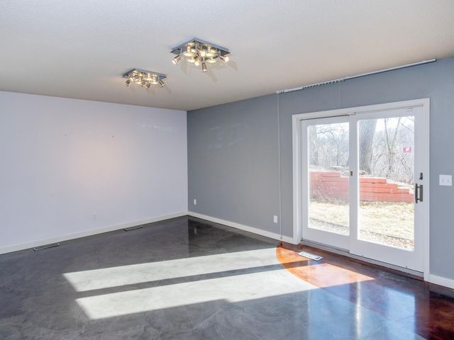 8920 80th Street N, Stillwater, MN 55082