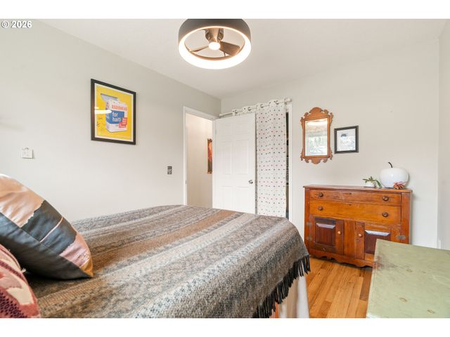 3835 N ALASKA St, Portland, OR 97217