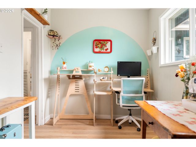 3835 N ALASKA St, Portland, OR 97217