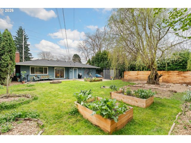 3835 N ALASKA St, Portland, OR 97217