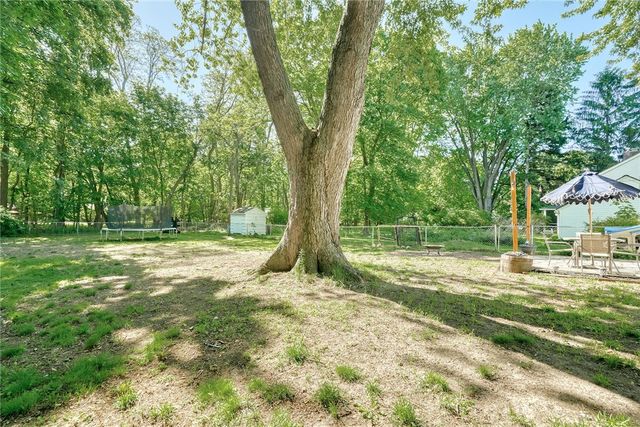 606 Bay Road, Webster, NY 14580