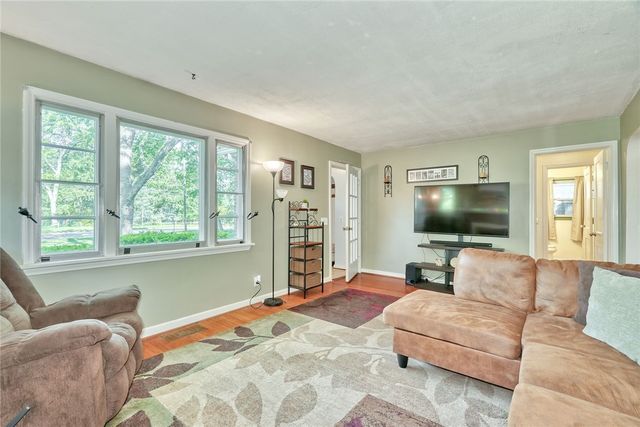 606 Bay Road, Webster, NY 14580
