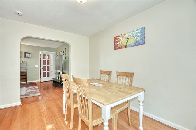 606 Bay Road, Webster, NY 14580