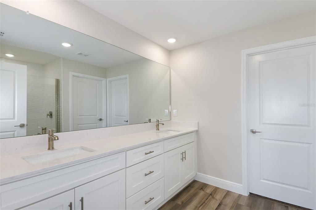 Image 14 of property listing at 9747 SW 62ND COURT, Ocala, FL 34476