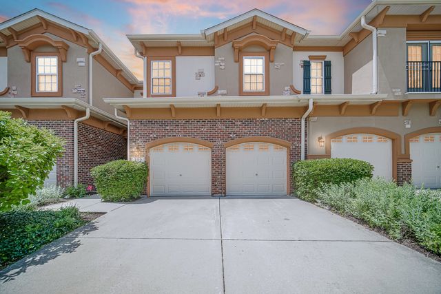 322 Montabello 322, Bloomingdale, IL 60108