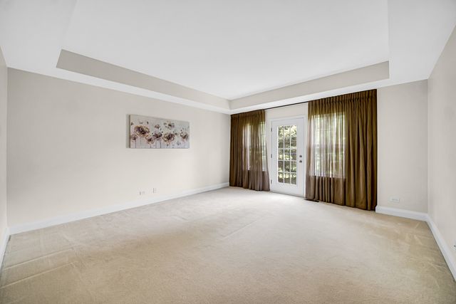 322 Montabello 322, Bloomingdale, IL 60108
