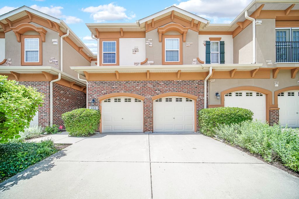 322 Montabello 322, Bloomingdale, IL 60108