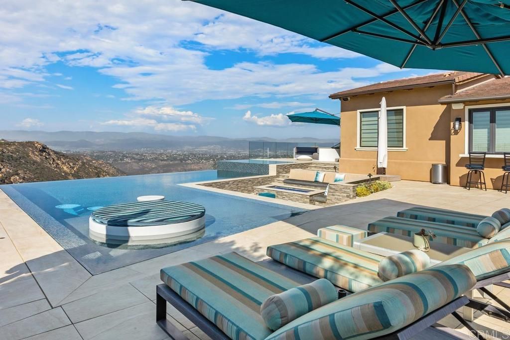 18338 Avenida Apice, Rancho Santa Fe, CA 92067 — photo 3