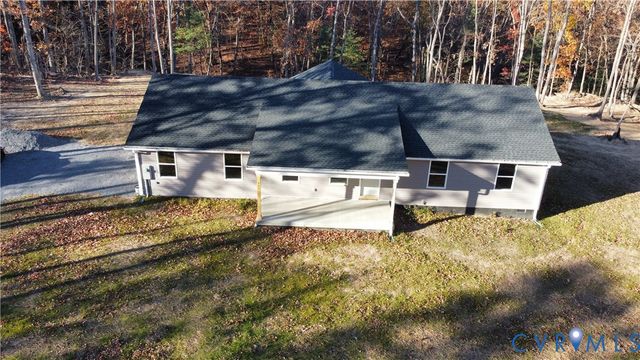 405 N View Dr, Stanley, VA 22851