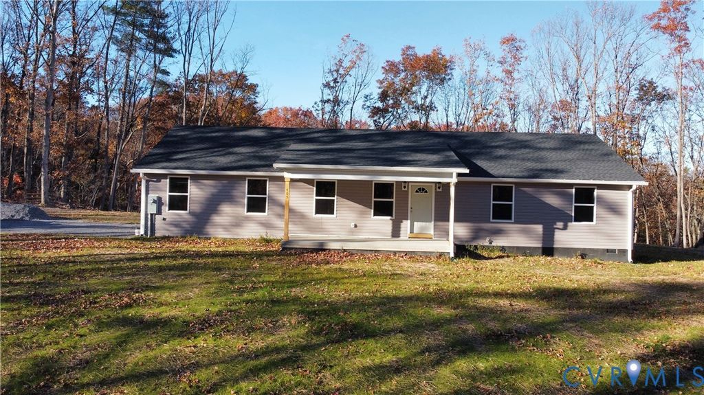 405 N View Dr, Stanley, VA 22851