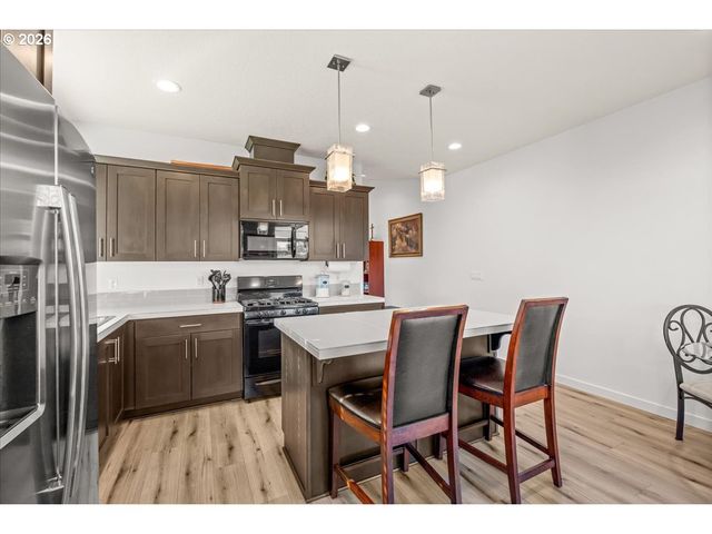 1840 N Chinook Ln, Lafayette, OR 97127