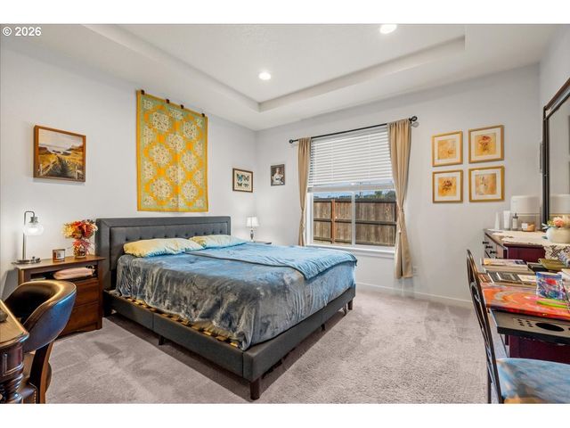 1840 N Chinook Ln, Lafayette, OR 97127