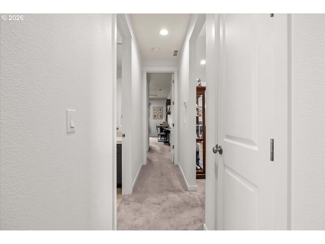 1840 N Chinook Ln, Lafayette, OR 97127