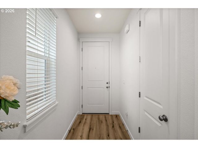 1840 N Chinook Ln, Lafayette, OR 97127