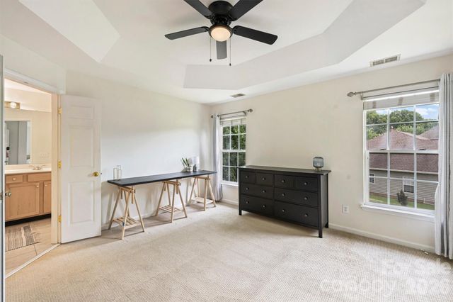 9318 Autumn Applause Drive, Charlotte, NC 28277