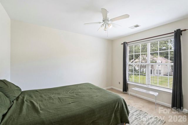 9318 Autumn Applause Drive, Charlotte, NC 28277