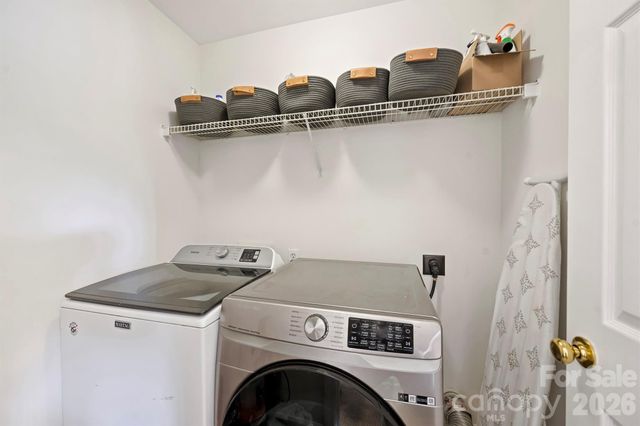 9318 Autumn Applause Drive, Charlotte, NC 28277