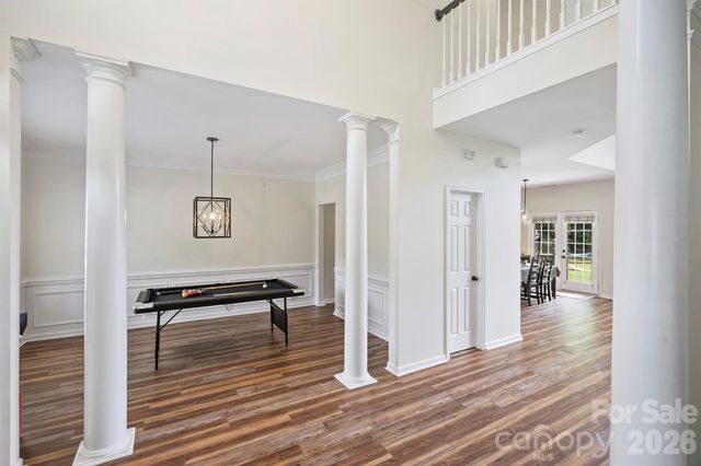 9318 Autumn Applause Drive, Charlotte, NC 28277