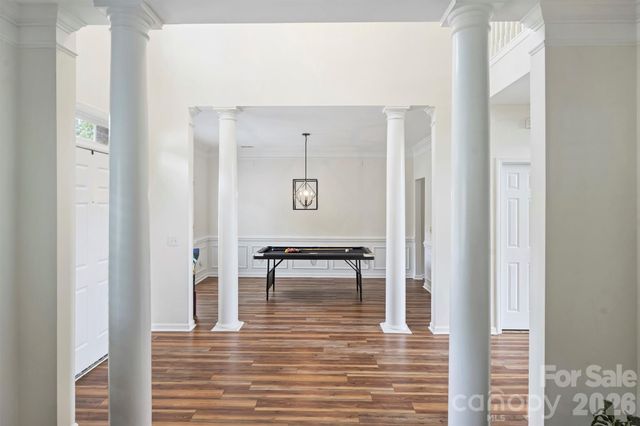 9318 Autumn Applause Drive, Charlotte, NC 28277