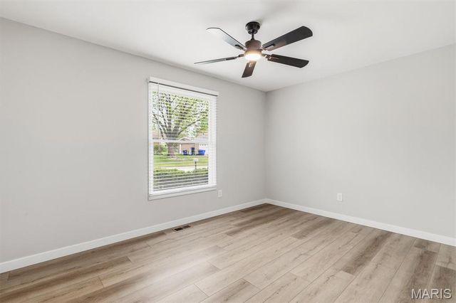 17 Atwood Drive, St Peters, MO 63376