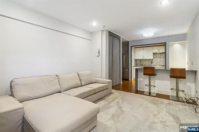 3050 Edwin Avenue #2D, Fort Lee, NJ 07024