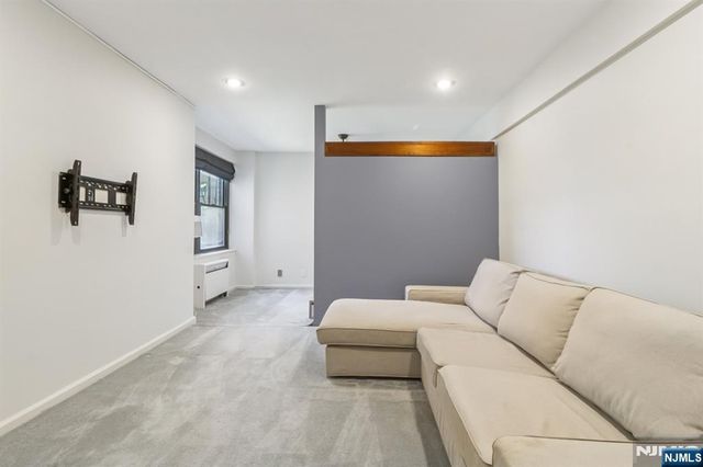 3050 Edwin Avenue #2D, Fort Lee, NJ 07024