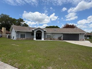 2356 Royal Oaks Blvd, Kissimmee, FL 34744