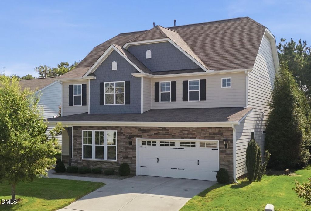 309 Long Lake Drive, Fuquay Varina, NC 27526